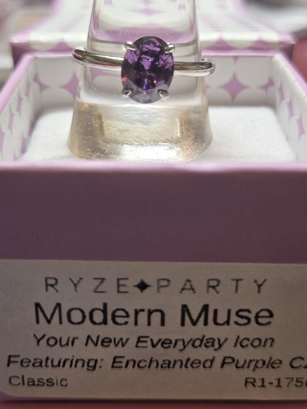 RYZE PARTY Modern Muse Purple Solitaire Ring Size 9